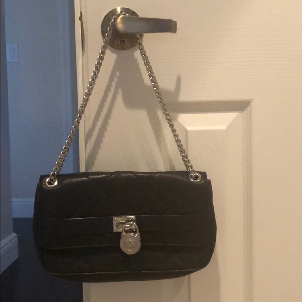 Michael kors shoulder bag - great condition